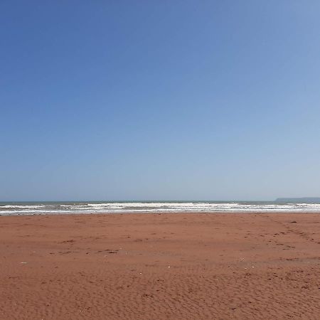 No10 Beach Rooms Пейнтън Екстериор снимка